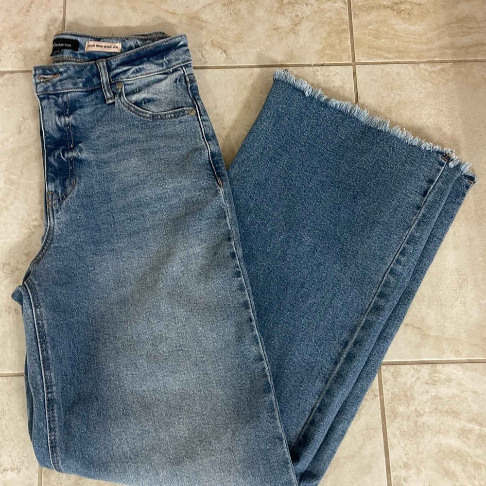 Women's  wide leg BCBG Blue Jeans